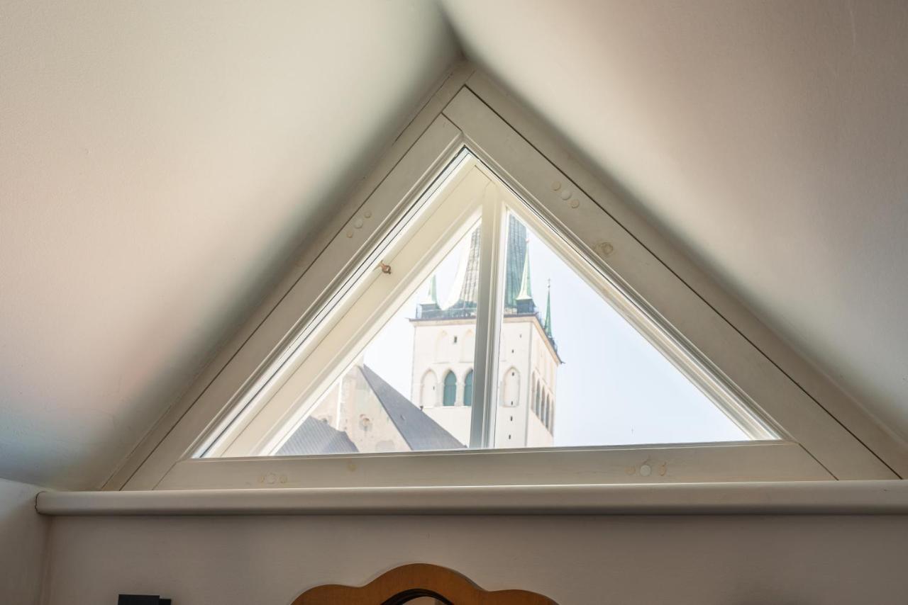 Old Town - Unique Tower Apartment Tallinn Eksteriør bilde